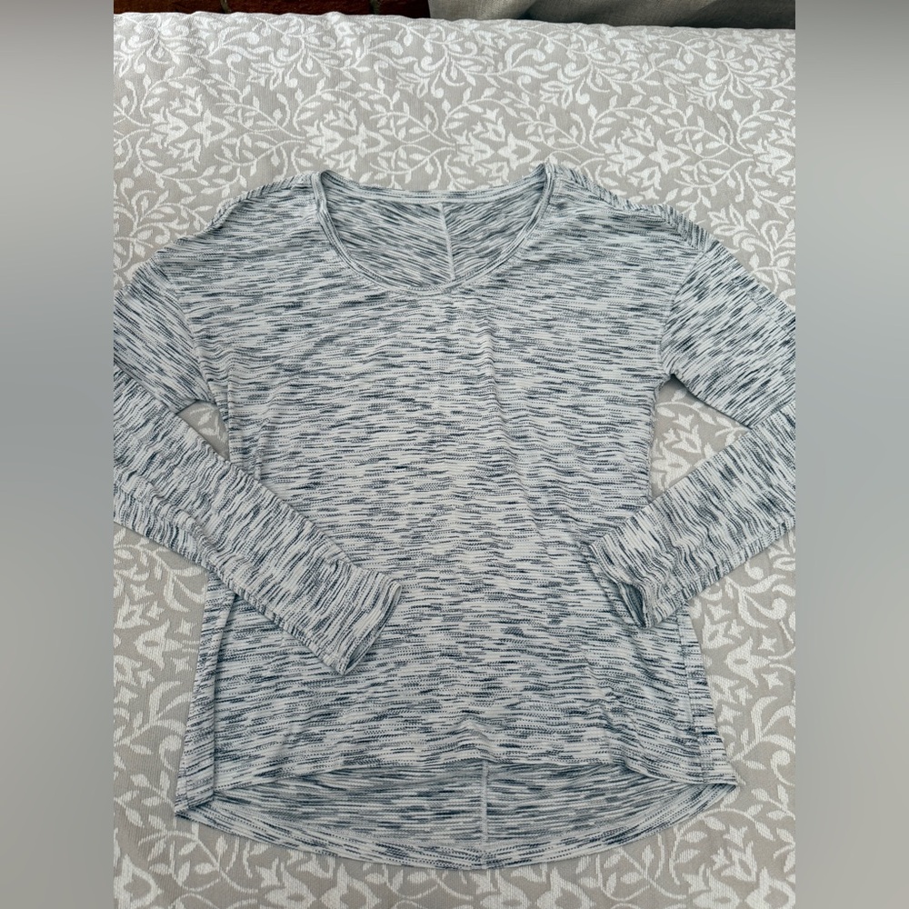 lululemon scoop neck long sleeve shirt